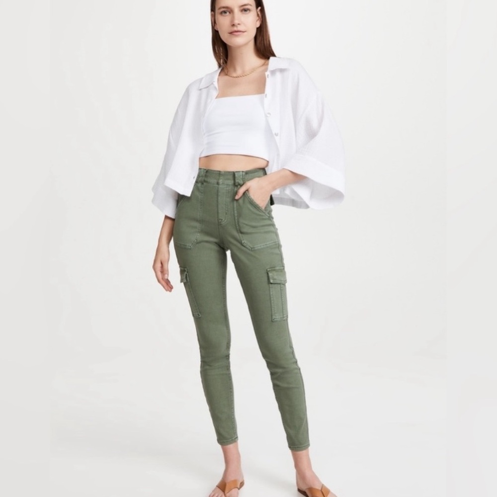 SPANX Stretch Twill Ankle Cargo Pants in Soft Sage